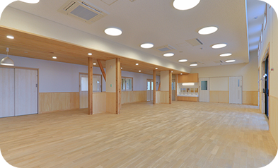 ［ 保育室：3歳以上］