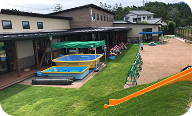 ［ 築山から ］